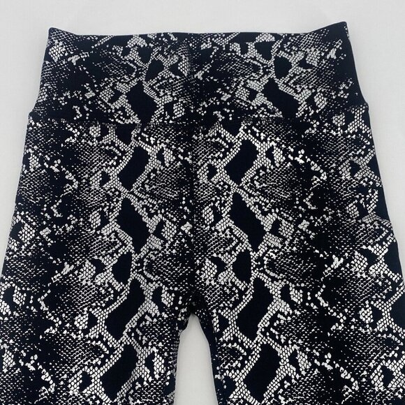 Zenana Snake Print Fleece Leggings NP-54013 Metallic Size L/XL - Picture 4 of 11